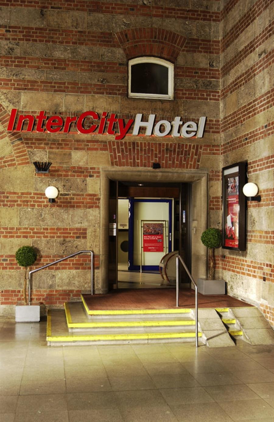 Intercityhotel Stuttgart Exterior foto